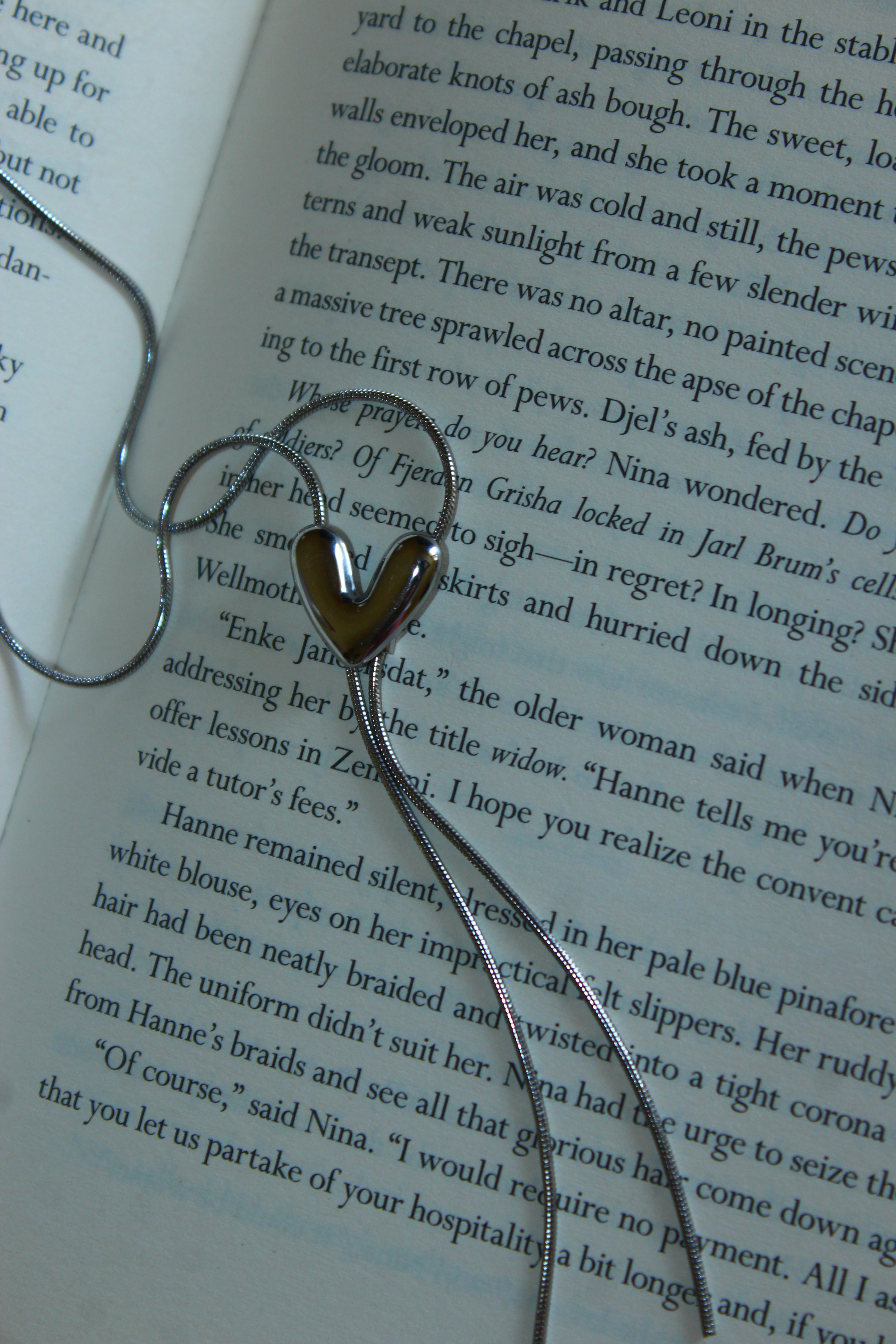 Dainty Heart Lariat Necklace | Waterproof Stainless Steel